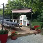 Maison Lavande Bed & Breakfast 3*
