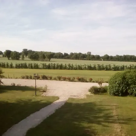 Maison Lavande Bed & Breakfast 3*