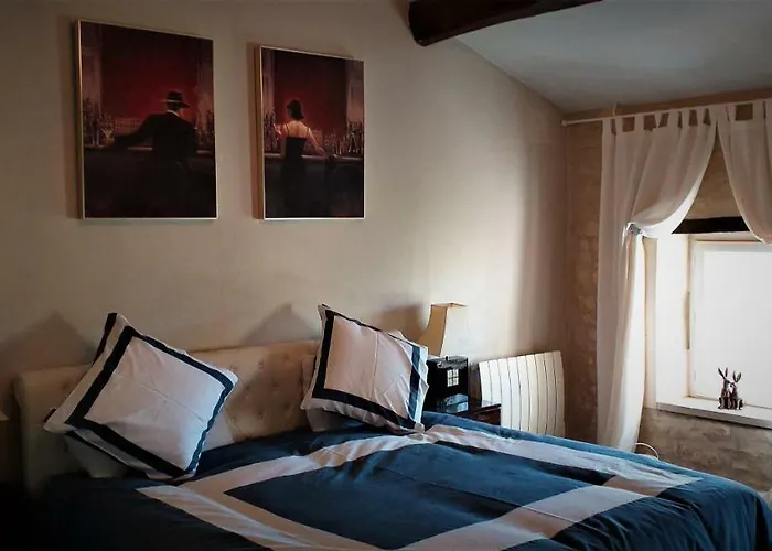 Maison Lavande Bed & Breakfast